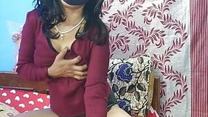 Indian bhabhi home hump in bf and gf