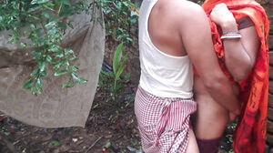 Desi Bhabhi outdoor