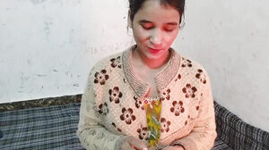 School woman ko ghar pe bulakar jabar dasti pela
