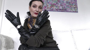 Wristwatches and lengthy Leather mittens Styling Jerk Off Instructions damsel Victoria Valente