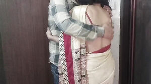Indian muslim damsel ko paise dekar jabar dasti pela