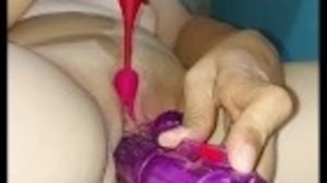 My wife try double penitrasion using dildo ass and pussy