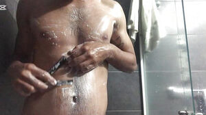 Join me while I trim my bod and stroke my meaty schlong - Jovenpoder