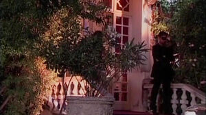 2 Couples bang in Swingers pub