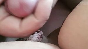 Cumshot in pussy close up