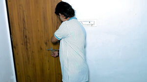 Bhabhi was seeing muddy flicks alone