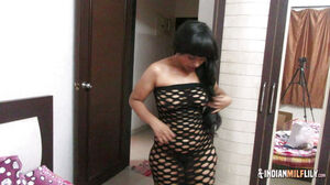 Giant bosoms scorching Indian cougar