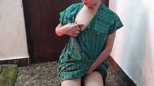 College damsel ko paise dekar jabar dasti pela