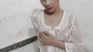 Step sista cock-squeezing vag dekh kar jabar dasti pela