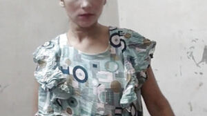 Bhabhi ki jawani dekh kar raha nhi gya fir chod diya