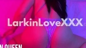 Neon goddess Larkin Love's cool lengthy Tongue