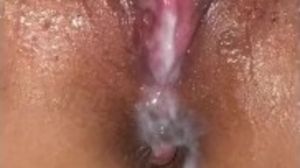 Closeup Filipina wife creampie spreads her pussy lips