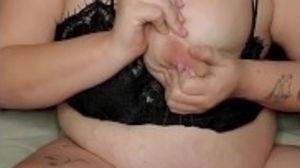 Milky 💦 mama hand expressing breast milk