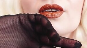 ASMR video: lip liner, mesh mittens and manstick (Arya Grander)