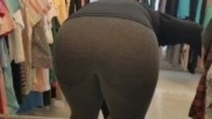 slutty milf loves to show her ass in leggings in public places