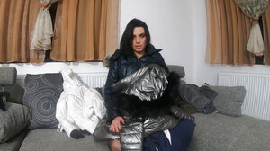 Milfycalla- fapping and toying whit wool masked downjackets ep. 210