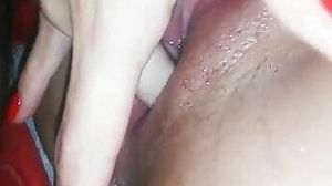 ITALIAN SLUT. She squirts, moaning, on her lover's cock