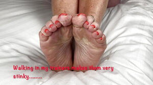 Mrs Mature soles truly needing someone to rubdown and lube her soles.