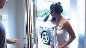 Julia De Lucia & Paul Walker, shower neighbor plumb.mp4