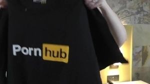 25K SUBSCRIBERS PORNHUB SWAG BOX SHOW & TELL! THANK YOU TO OUR FANS!!
