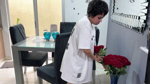 I bring roses to my handsome Latina gf and I take advantage of the fact that she is alone at home to detonate that wealthy and cock-squeezing rump unt