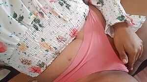 Brown-haired GIVES HERSELF A lil sensation, REAL inexperienced intercourse HOMEMADE