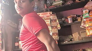 Indian dude screws himself in a supermarket