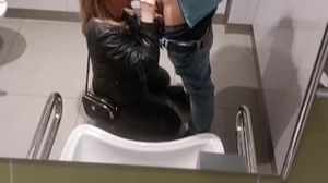 I met her while shopping, blowjob in the public toilet, she swallows a huge cumshot