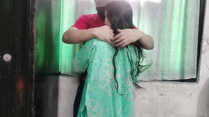 Step sista school ke liye well-prepped ho rhi thi stepbhai ne pel diya