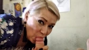 'My naughty MILF bitch gives a masterclass in blowjob ... Envy, guys! Learn, girls! ))'