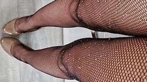 Fishnet and High high-heeled slippers