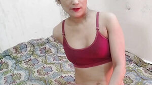 Bhabhi ko boulder-holder khol kar jabar dasti pela