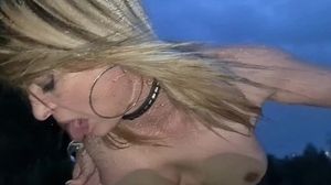 'Slut-Orgasma Celeste naked windshield cleaning'