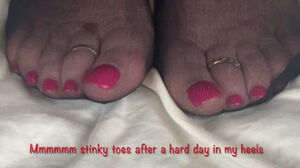 Highly elder and well-used stinking work pantyhose